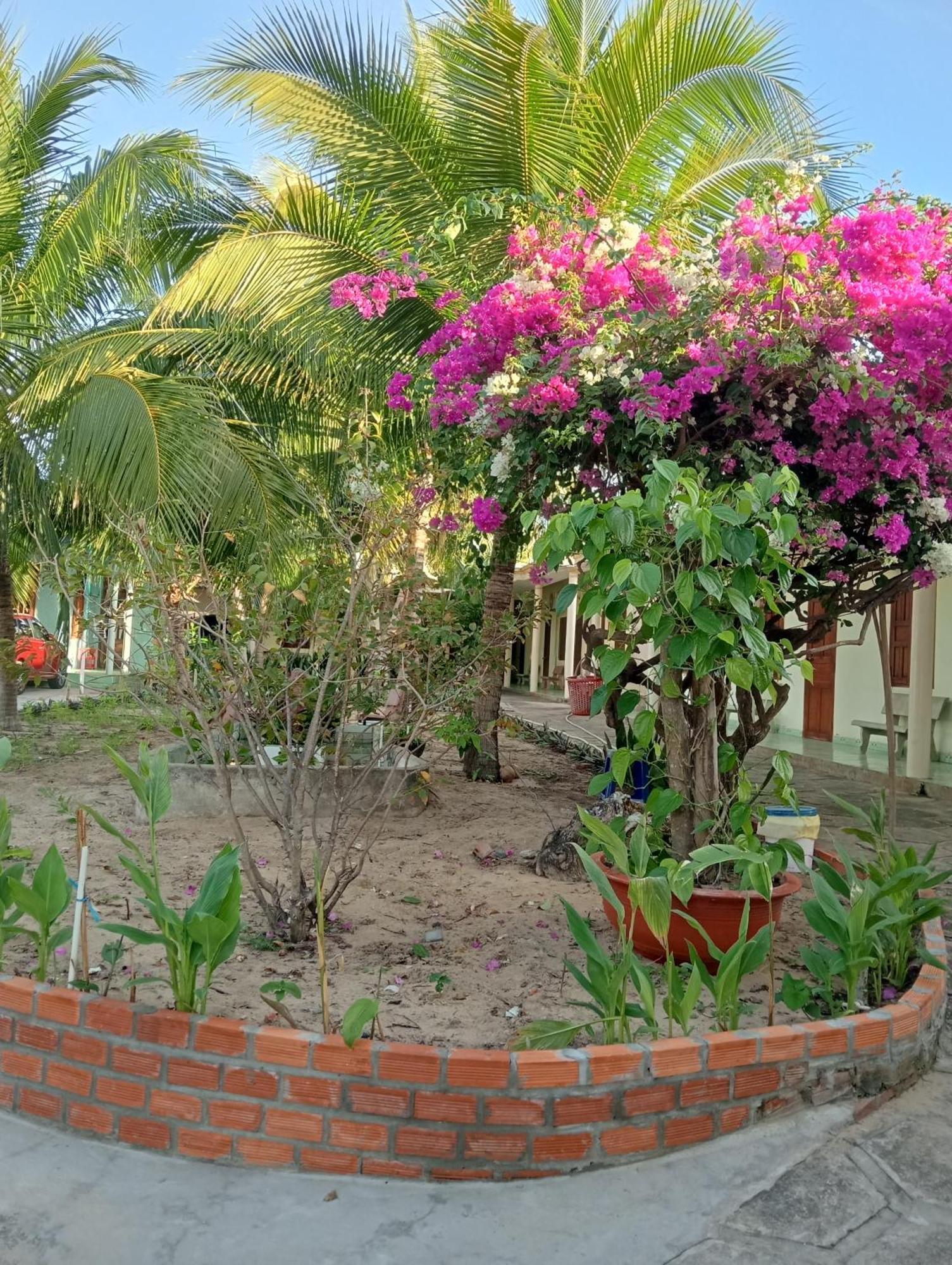 Homestay Nhat Thi Mui Ne Exterior foto